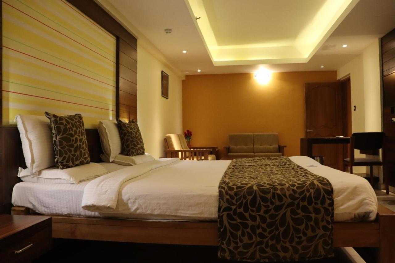 Hotel Madhuvan Serai Manipal Eksteriør bilde